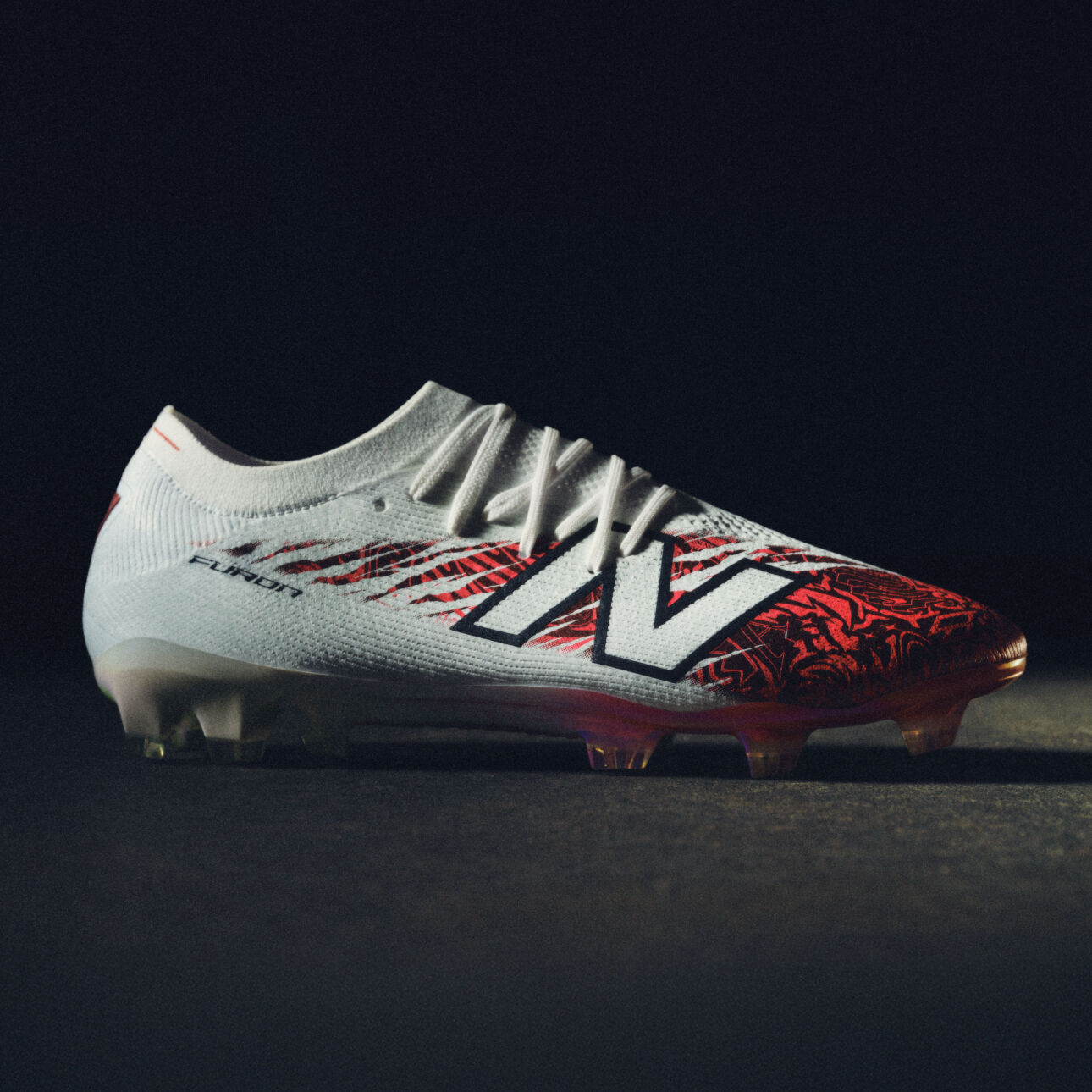 Kids BUKAYO SAKA x FURON TEAM JNR FG V8 Football Boots - New Balance