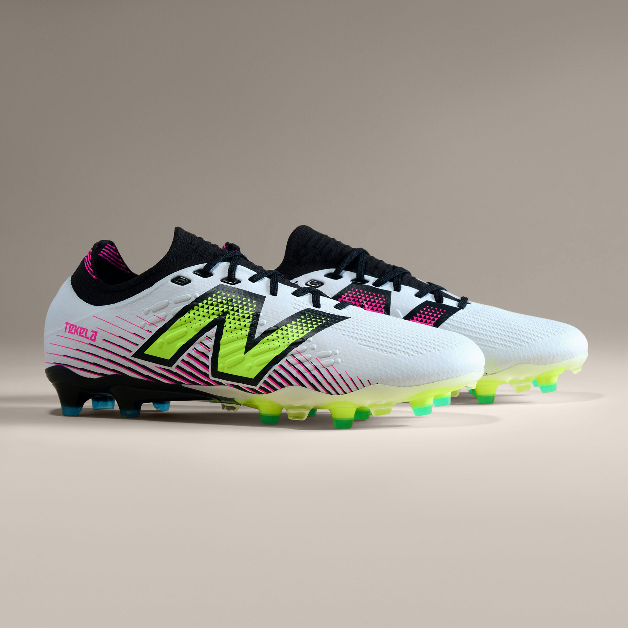 Unisex TEKELA MAGIA FG V4+ Football Boots - New Balance Unisex TEKELA MAGIA FG V4+ Football Boots - New Balance
